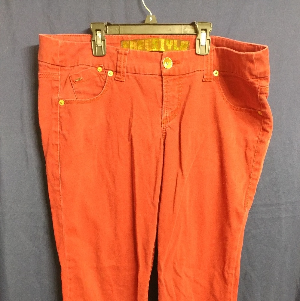 Burgundy full length pant